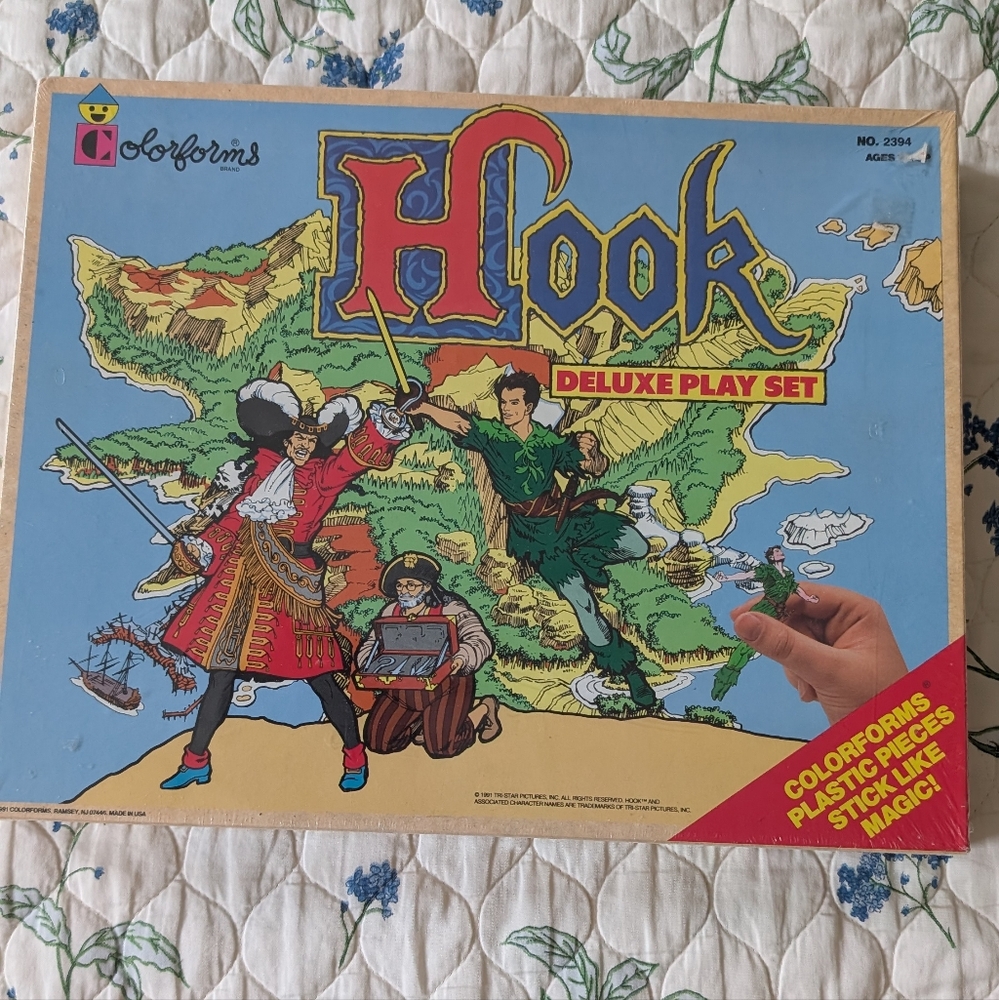 Vintage Captain Hook Deluxe Colorforms Play Set
